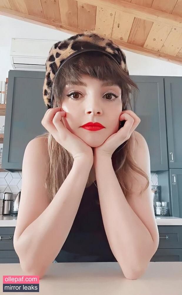 Lauren Mayberry Nude Leaks OnlyFans #404 - Fapello