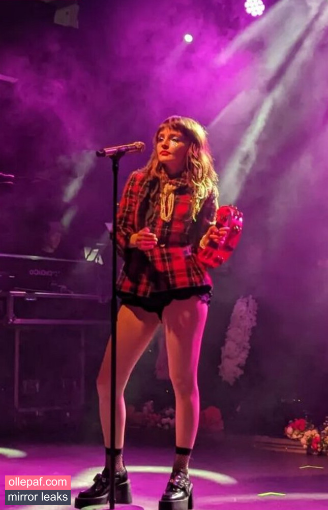 Lauren Mayberry Nude Leaks OnlyFans #598 - Fapello