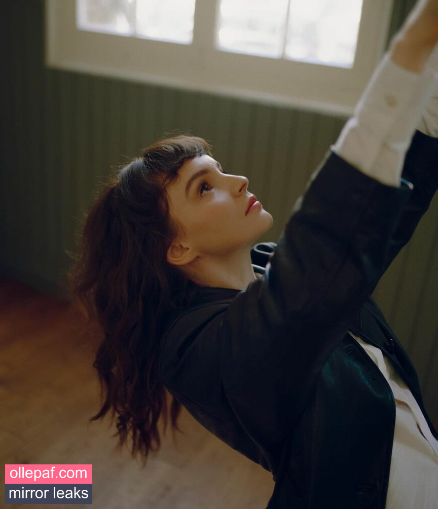 Lauren Mayberry Nude Leaks OnlyFans #62 - Fapello