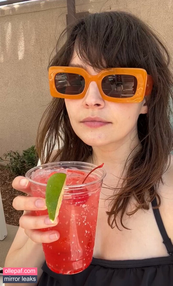 Lauren Mayberry Nude Leaks OnlyFans #84 - Fapello