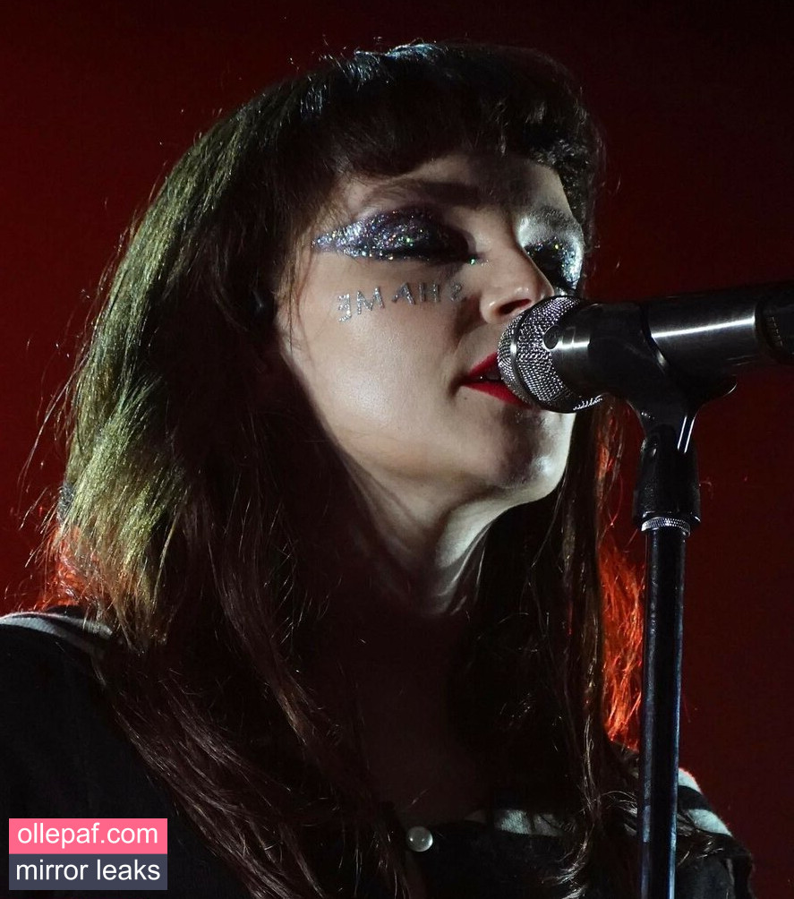 Lauren Mayberry Nude Leaks OnlyFans #999 - Fapello