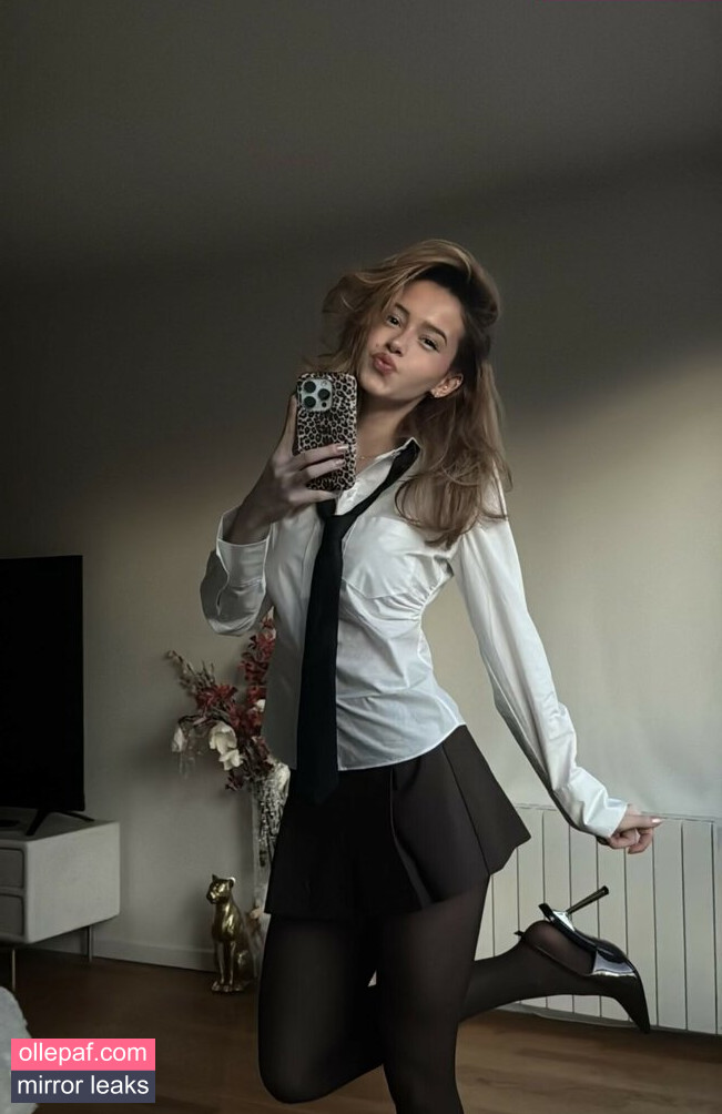 Latest Leaks Lea Elui Nude #6 - Fapello