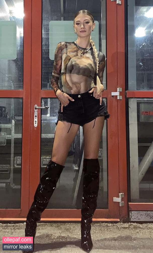 Latest Leaks Leony Burger Nude #234 - Fapello