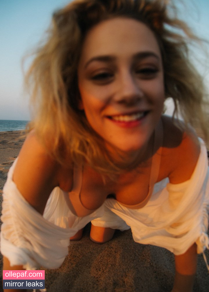 Lili Reinhart Nude Leaks OnlyFans #933 - Fapello