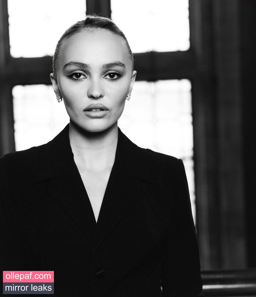 Lily-Rose Depp Nude Leaks OnlyFans #220 - Fapello