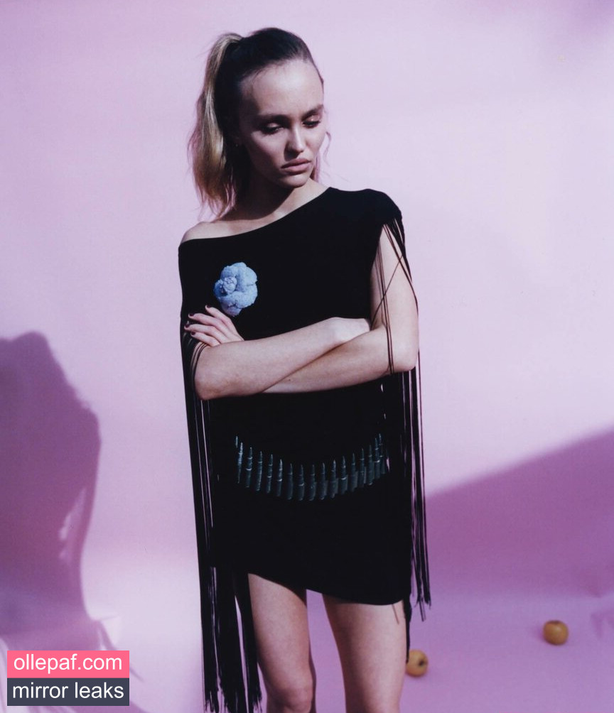 Lily-Rose Depp Nude Leaks OnlyFans #325 - Fapello