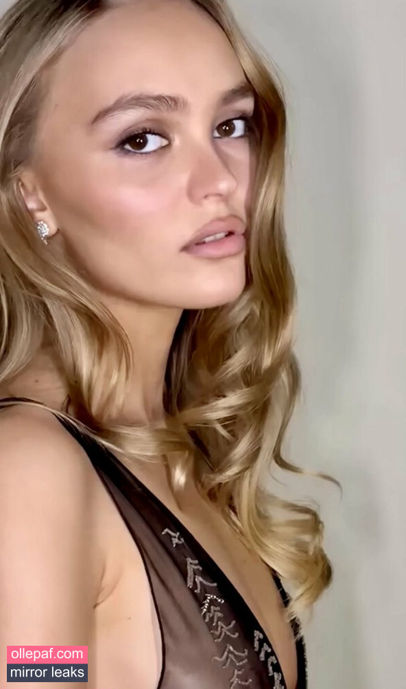 Lily-Rose Depp Nude Leaks OnlyFans #35 - Fapello