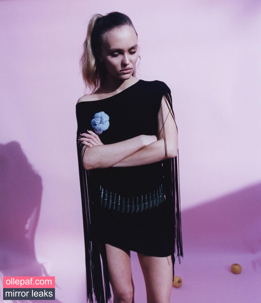 Lily-Rose Depp Nude Leaks OnlyFans #370 - Fapello