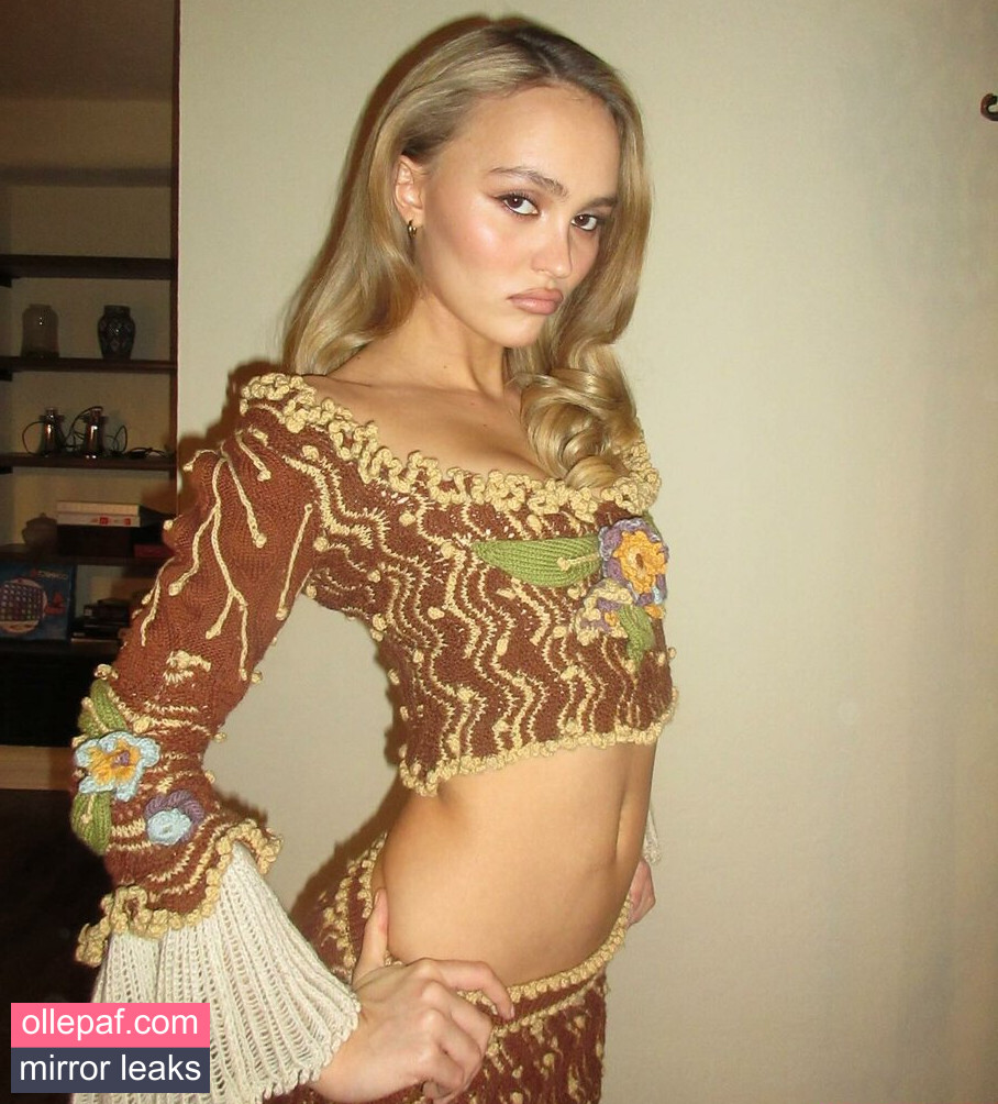 Lily-Rose Depp Nude Leaks OnlyFans #39 - Fapello