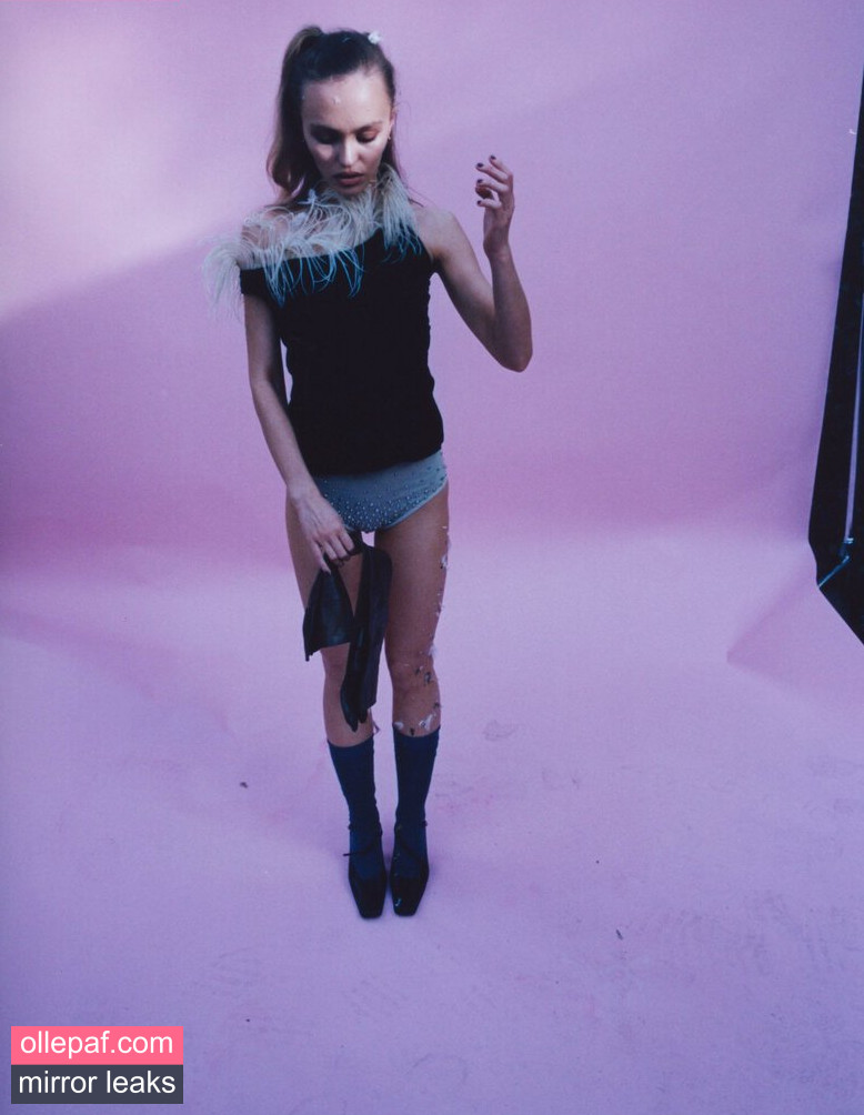 Latest Leaks Lily-Rose Depp Nude #4 - Fapello