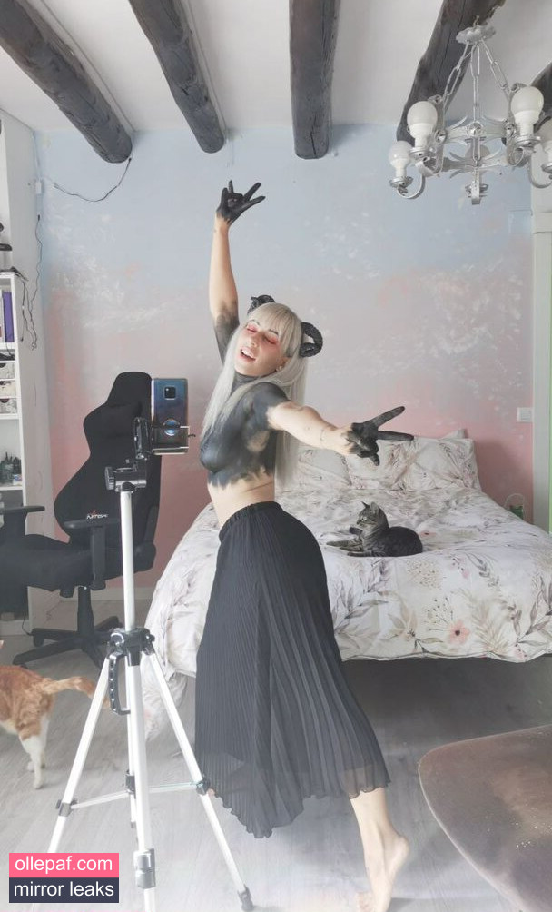 Latest Leaks Livay D. Punk Nude #24 - Fapello