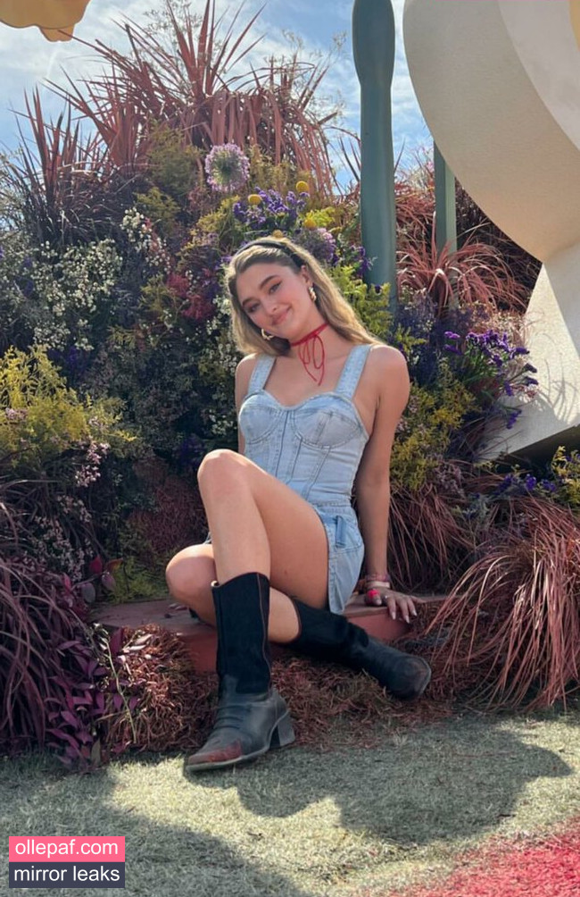 Lizzy Greene Nude Leaks OnlyFans #58 - Fapello