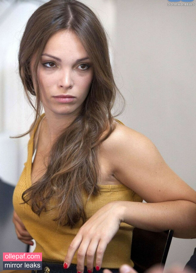 Latest Leaks Lola Le Lann Nude #8 - Fapello