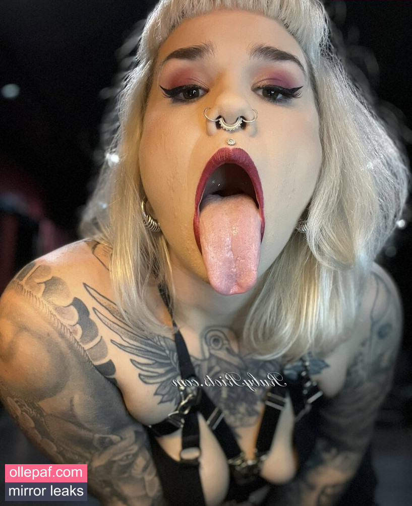 Latest Leaks Long Tongue Fetish Nude #135 - Fapello