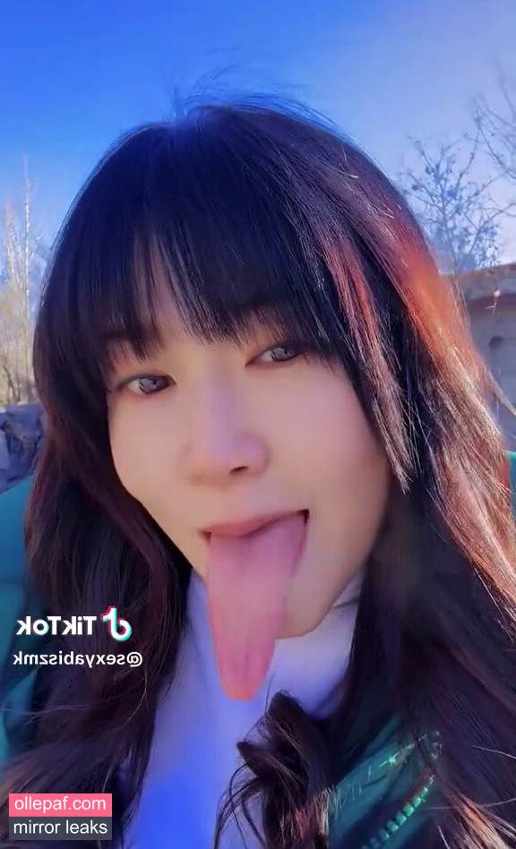 Latest Leaks Long Tongue Fetish Nude #179 - Fapello