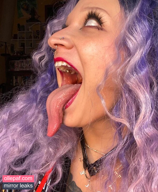 Latest Leaks Long Tongue Fetish Nude #241 - Fapello