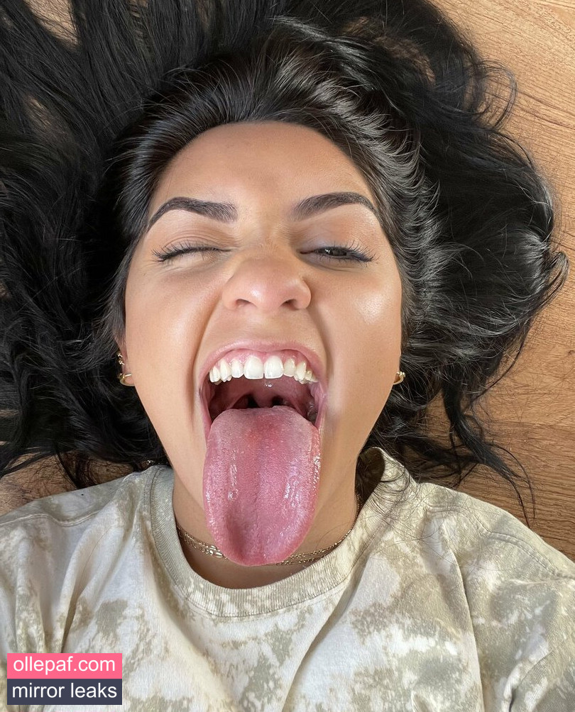 Latest Leaks Long Tongue Fetish Nude #260 - Fapello