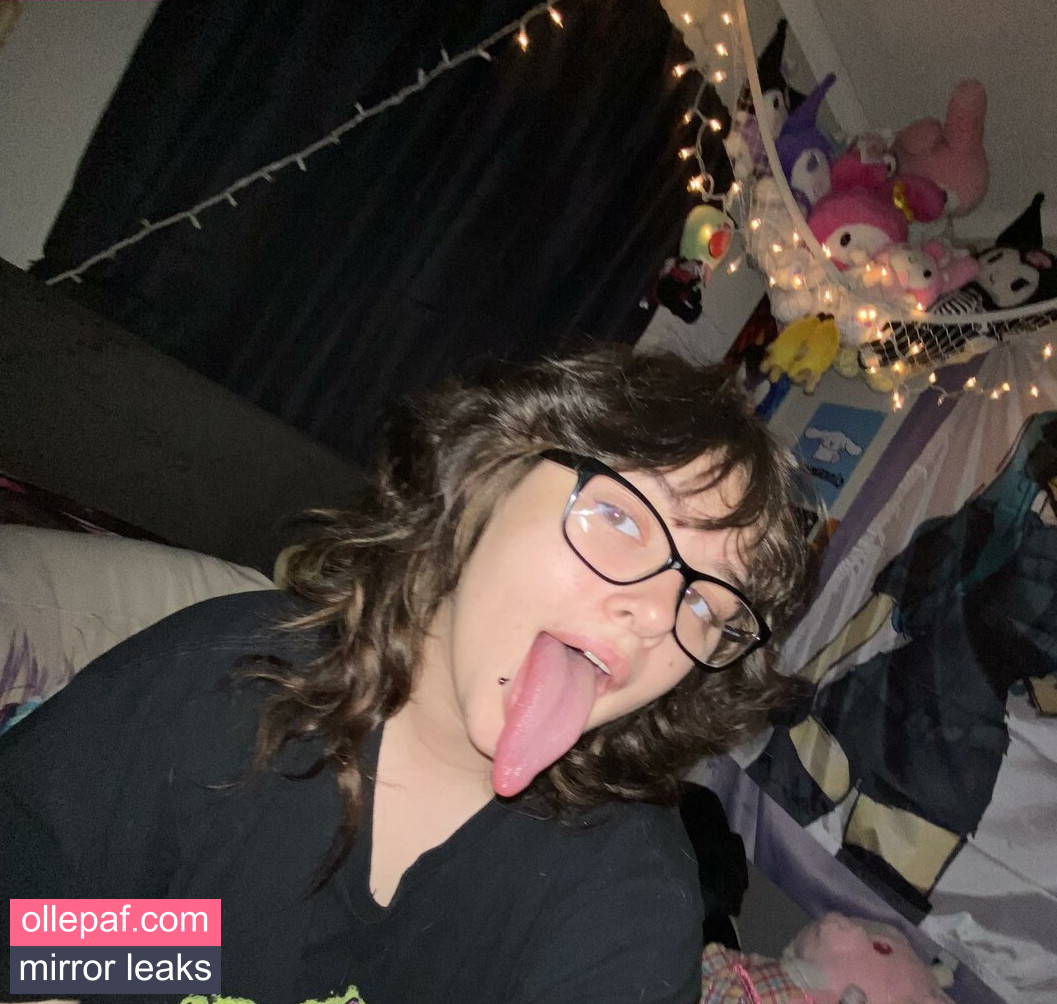 Latest Leaks Long Tongue Fetish Nude #62 - Fapello