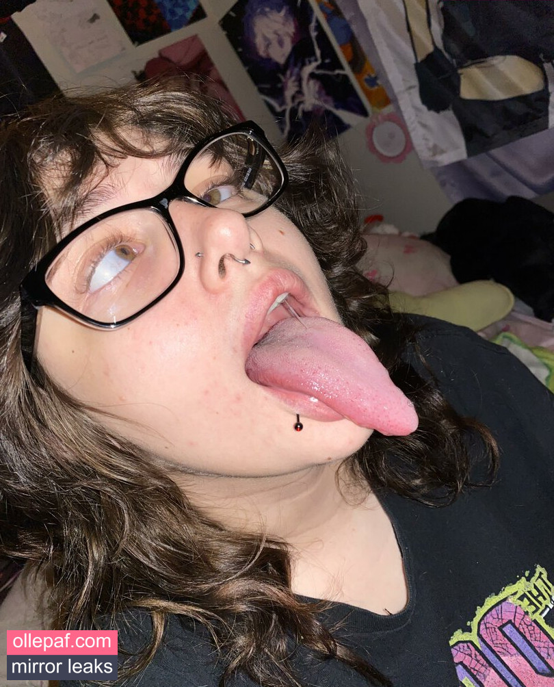 Latest Leaks Long Tongue Fetish Nude #68 - Fapello