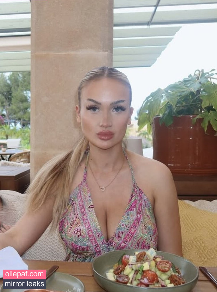 Luna Rabea Nude Leaks OnlyFans - Fapello