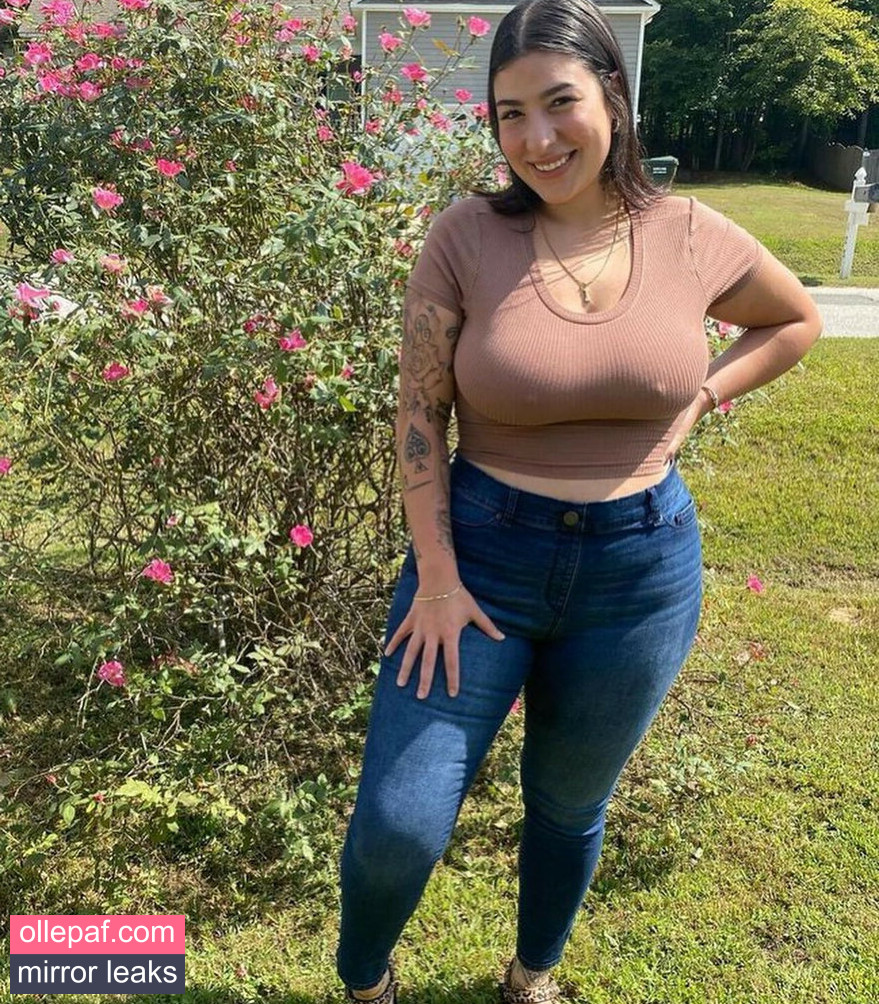 Latest Leaks macaronimicaela Nude #18 - Fapello