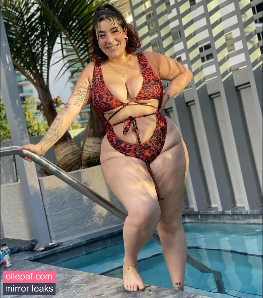 Latest Leaks macaronimicaela Nude #19 - Fapello