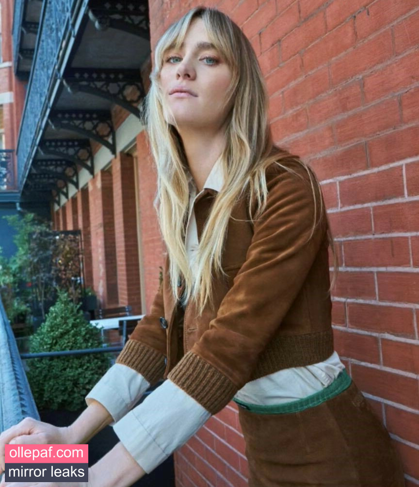 Latest Leaks Mackenzie Davis Nude #41 - Fapello