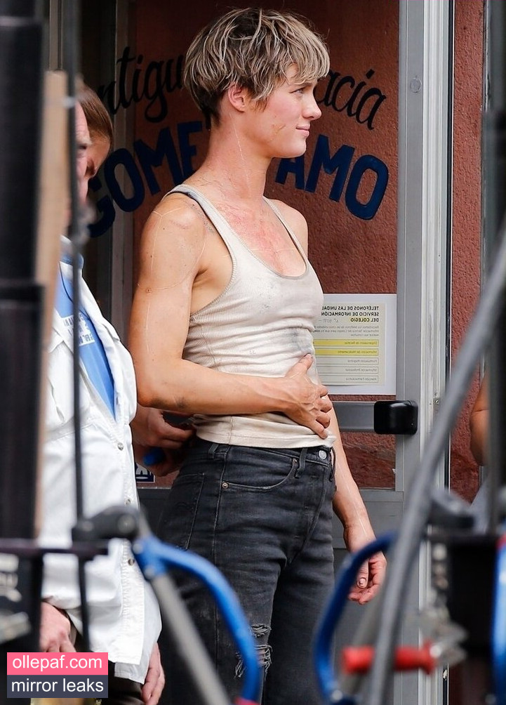 Latest Leaks Mackenzie Davis Nude #65 - Fapello
