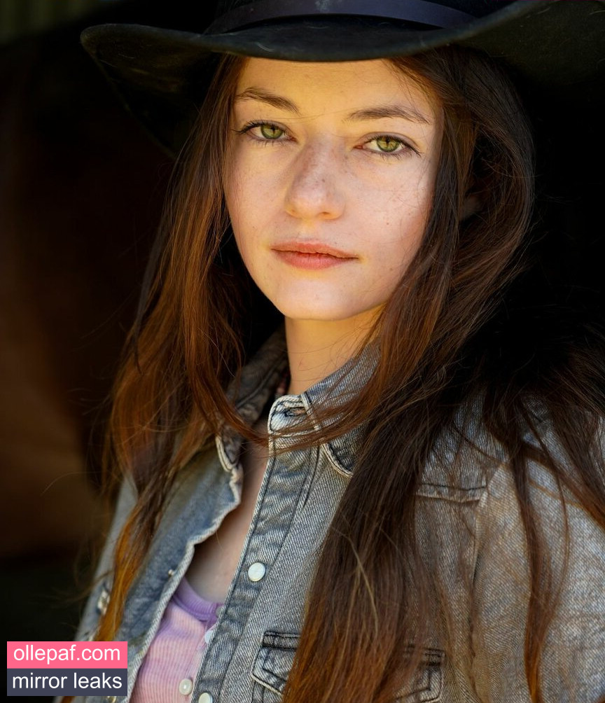 Mackenzie Foy Nude Leaks OnlyFans #12 - Fapello