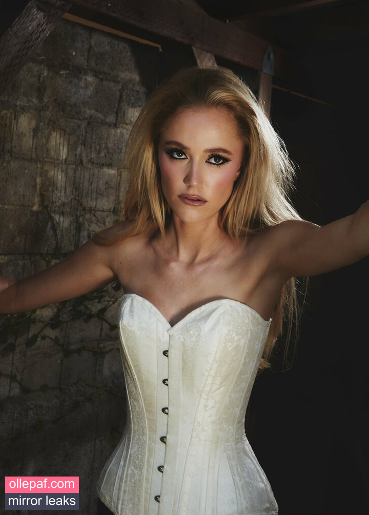 Latest Leaks Maika Monroe Nude #144 - Fapello