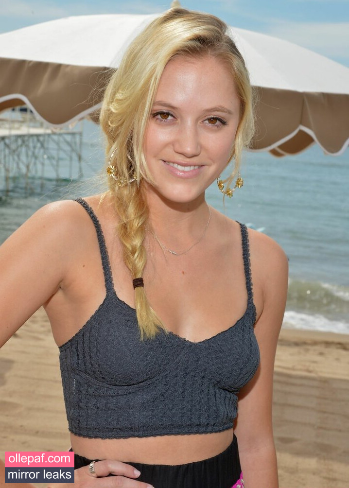 Latest Leaks Maika Monroe Nude #230 - Fapello