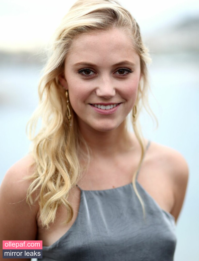 Latest Leaks Maika Monroe Nude #233 - Fapello