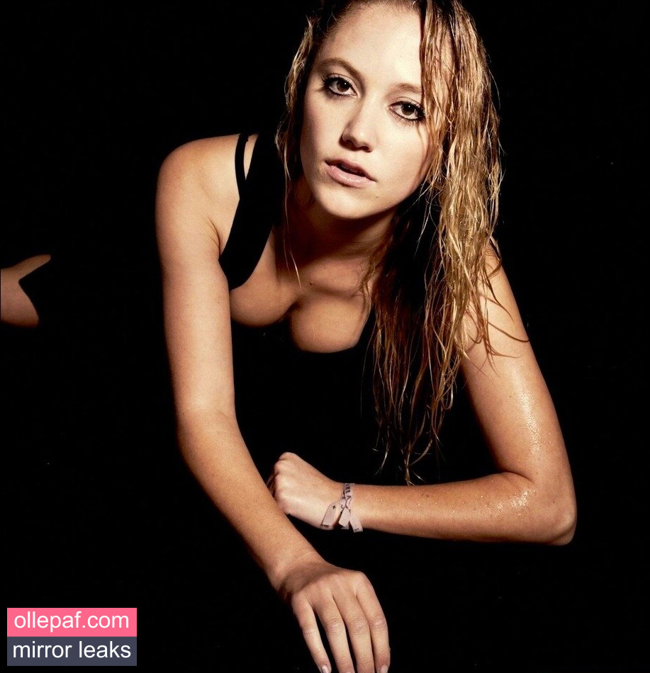 Latest Leaks Maika Monroe Nude #243 - Fapello