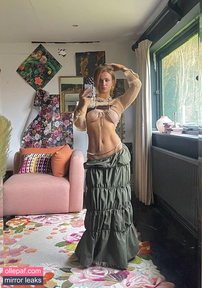 Latest Leaks Maisie Smith Nude #303 - Fapello