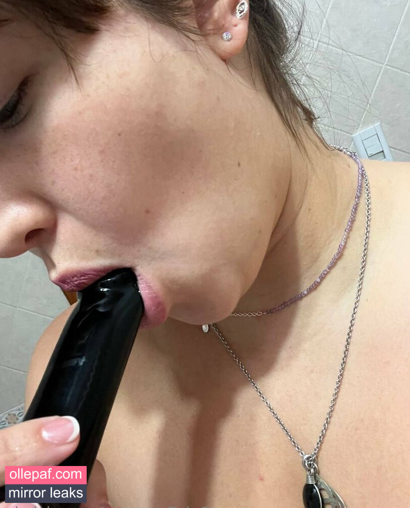 Latest Leaks manuelahola Nude #24 - Fapello