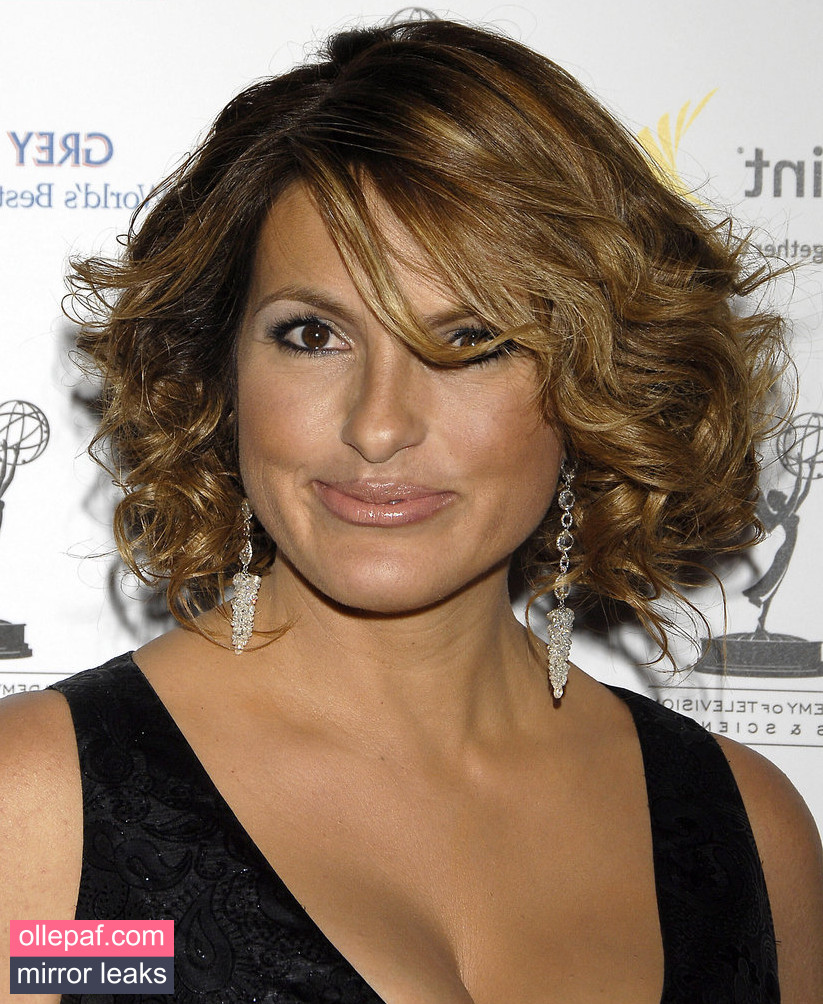 Mariska Hargitay Nude Leaks OnlyFans #107 - Fapello