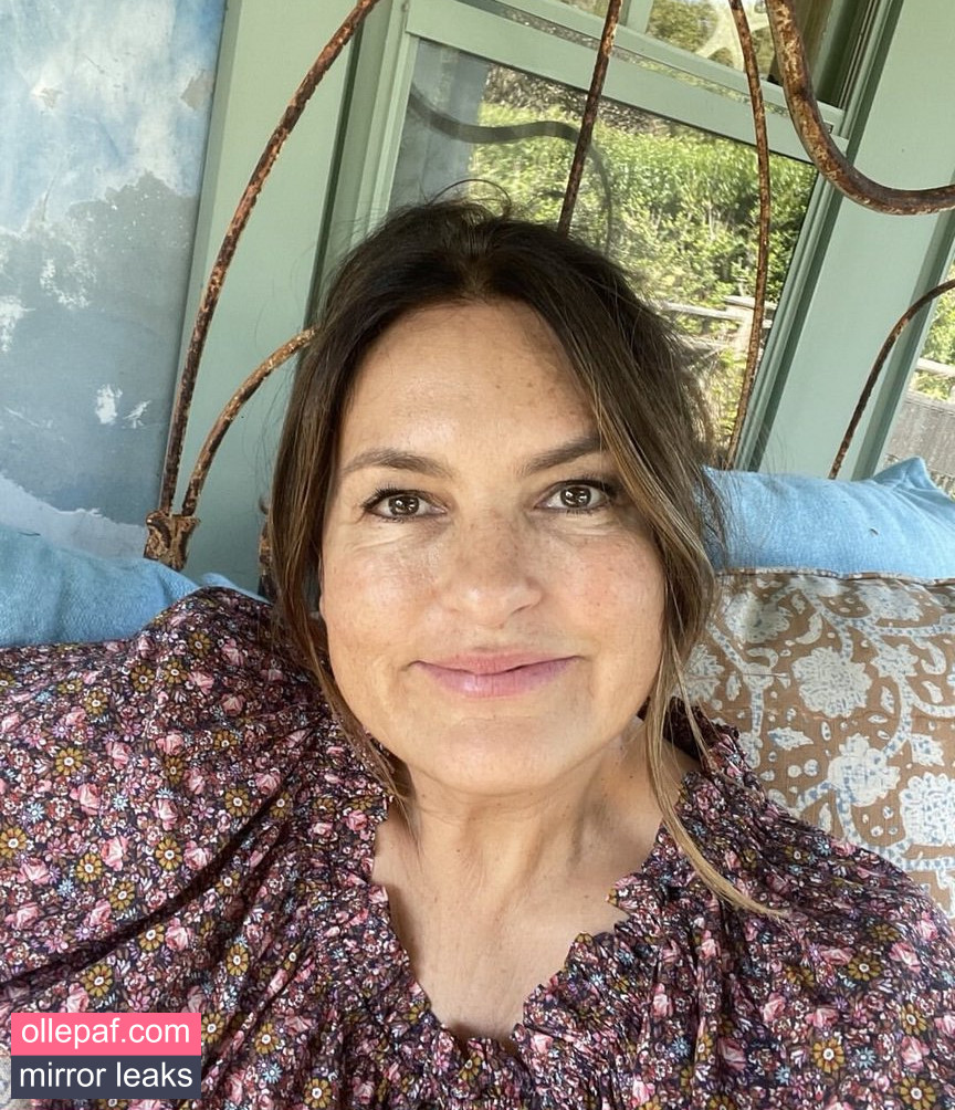 Mariska Hargitay Nude Leaks OnlyFans #99 - Fapello