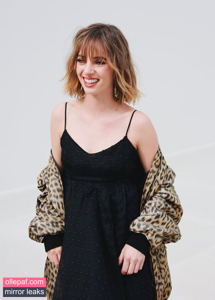 Maya Hawke Nude Leaks OnlyFans #124 - Fapello