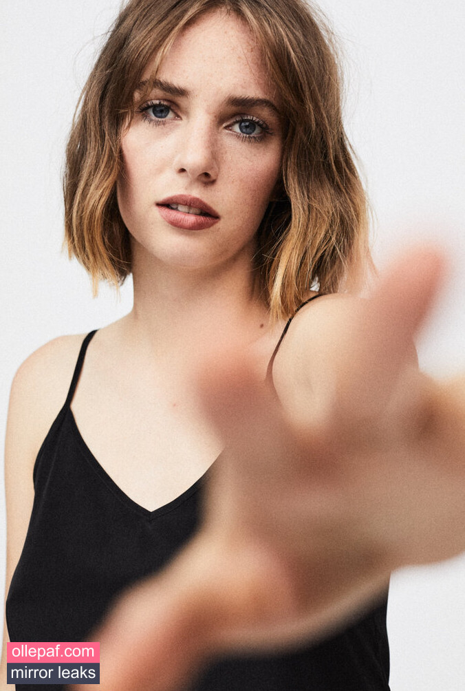 Maya Hawke Nude Leaks OnlyFans #424 - Fapello