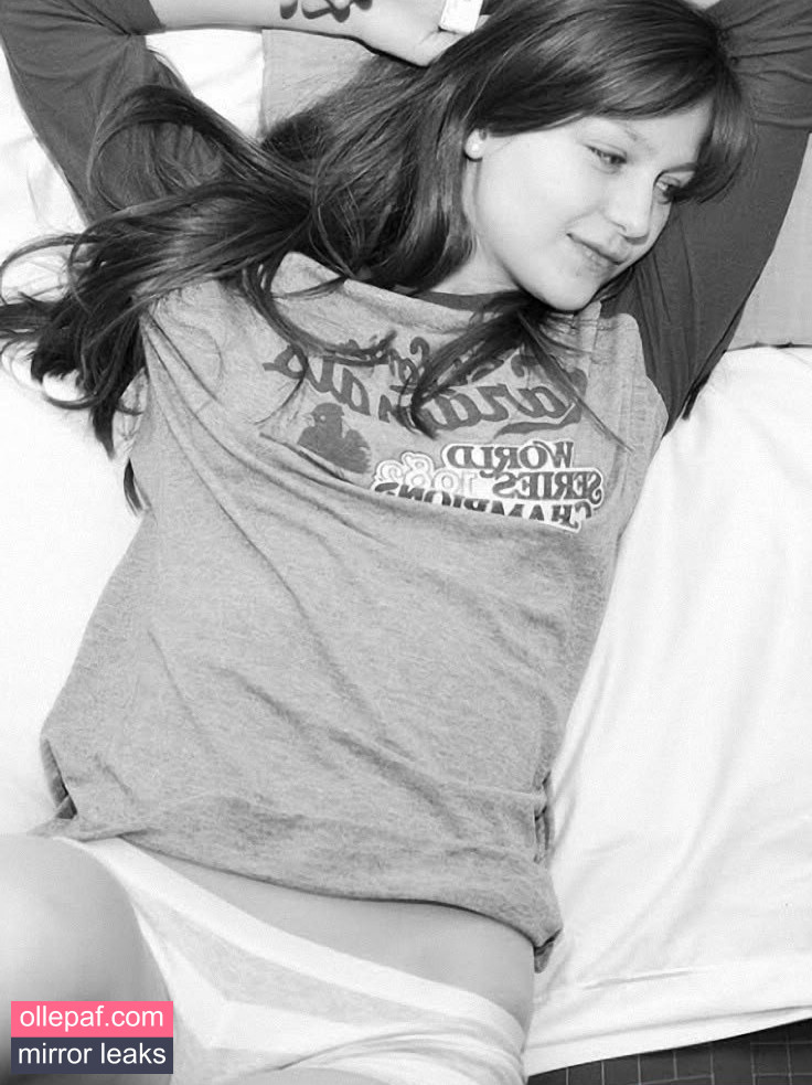 Latest Leaks Melissa Benoist Nude #10 - Fapello