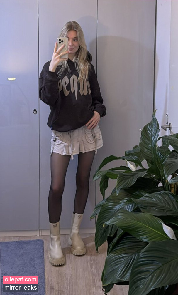 Latest Leaks Merleperle Nude #138 - Fapello