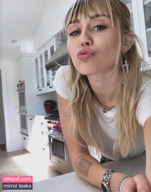 Miley Cyrus Nude Leaks OnlyFans #664 - Fapello