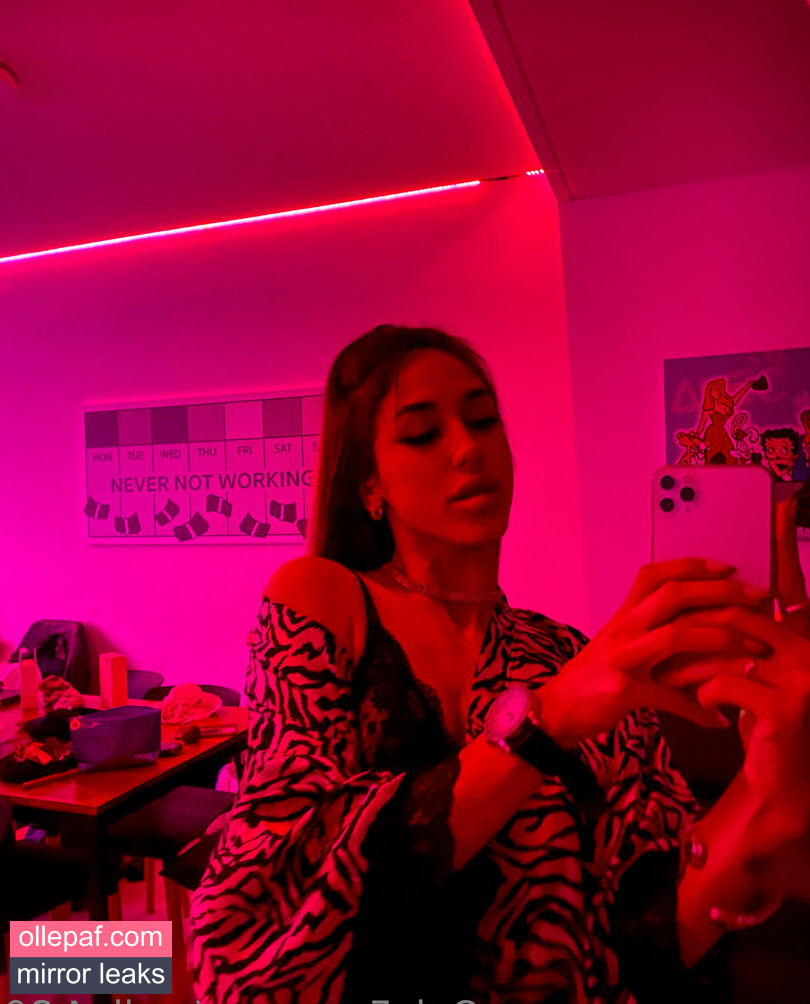 Latest Leaks molly4.20 Nude #160 - Fapello