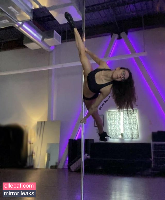 Latest Leaks Nerdy Dancing Nude #15 - Fapello