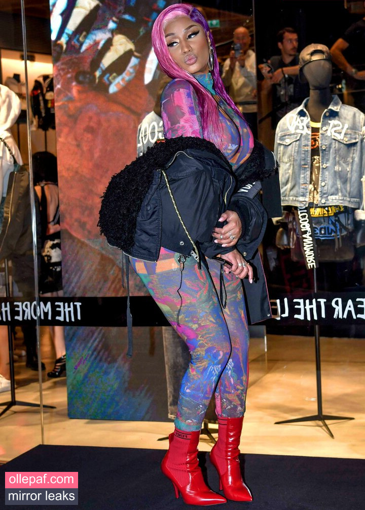 Latest Leaks Nicki Minaj Nude #821 - Fapello