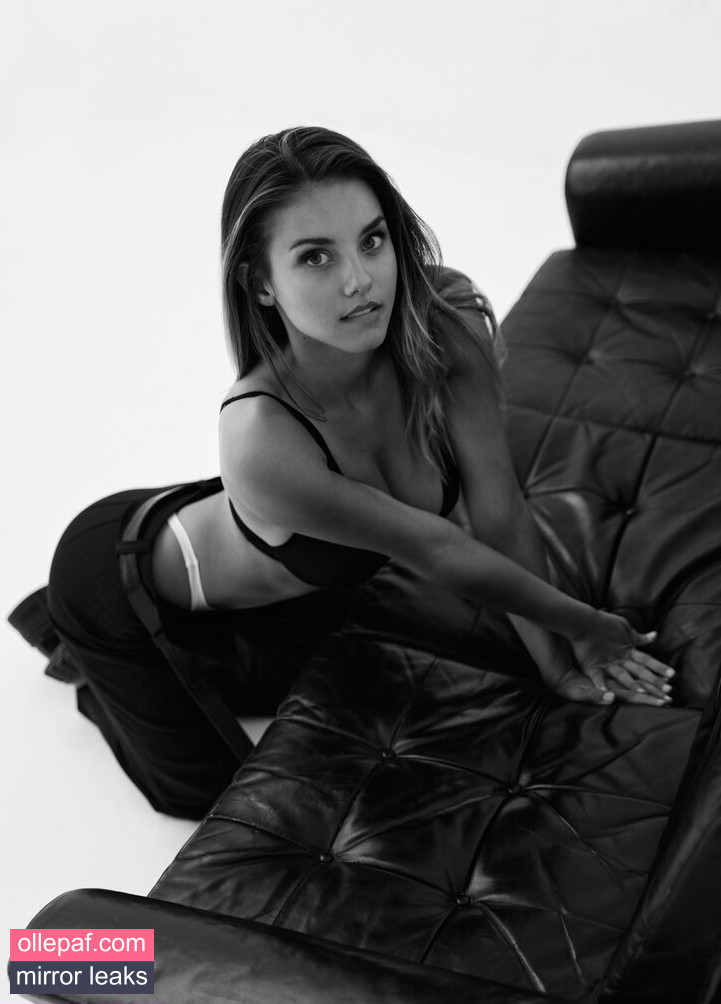 Latest Leaks Nicola Cavanis Nude #1009 - Fapello