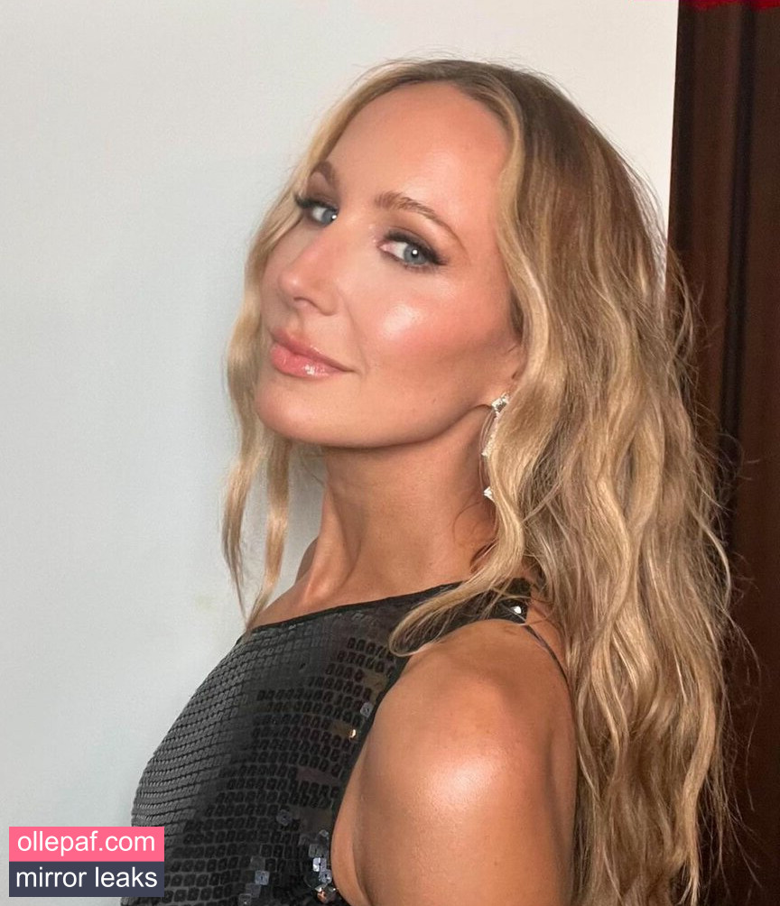 Nikki Glaser Nude Leaks OnlyFans - Fapello
