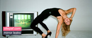 Latest Leaks Nikki Glaser Nude #7 - Fapello