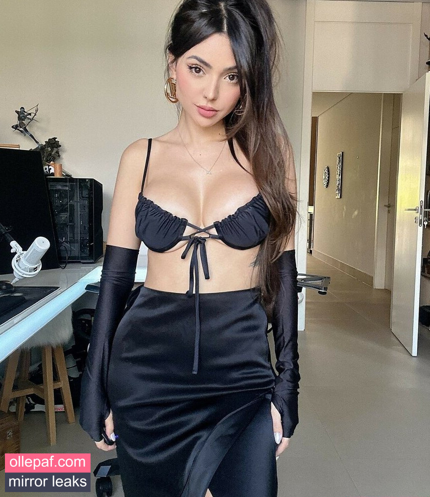 Latest Leaks Nyvi Estephan Nude #237 - Fapello
