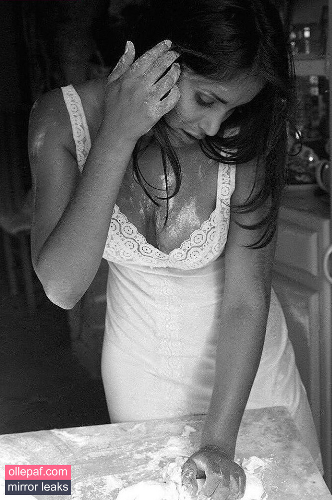Latest Leaks Padma Lakshmi Nude #434 - Fapello